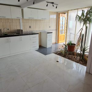Casa sector sur de iquique, amplia, con 5 habitaciones 2 baños.