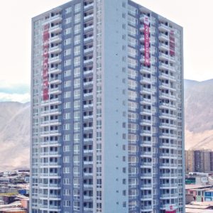 IQELT-1909 Edificio La Torre, departamento con 2 habitaciones y 2 baños